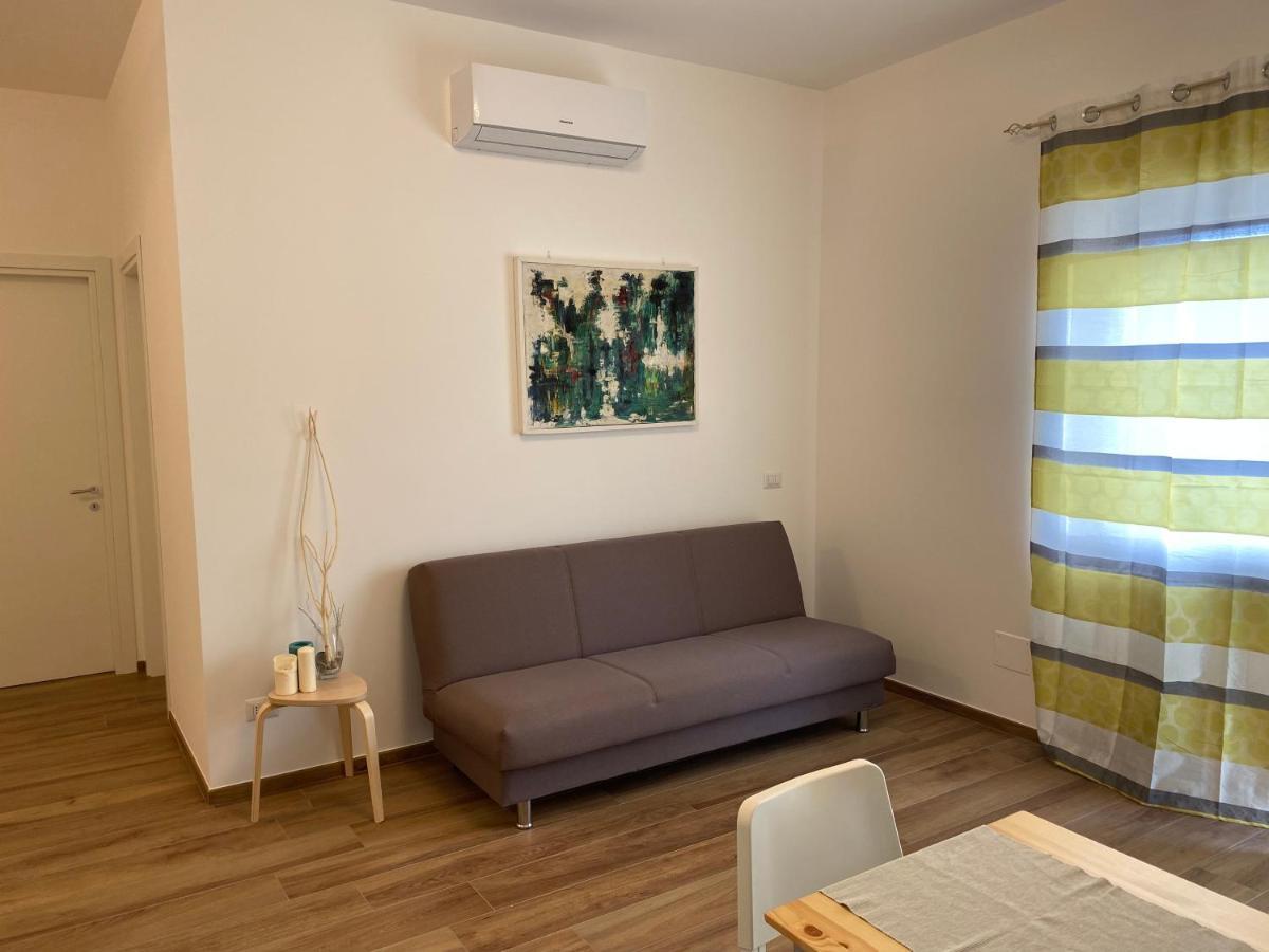 Апартаменты Viriamo House Roma Ачилия Экстерьер фото