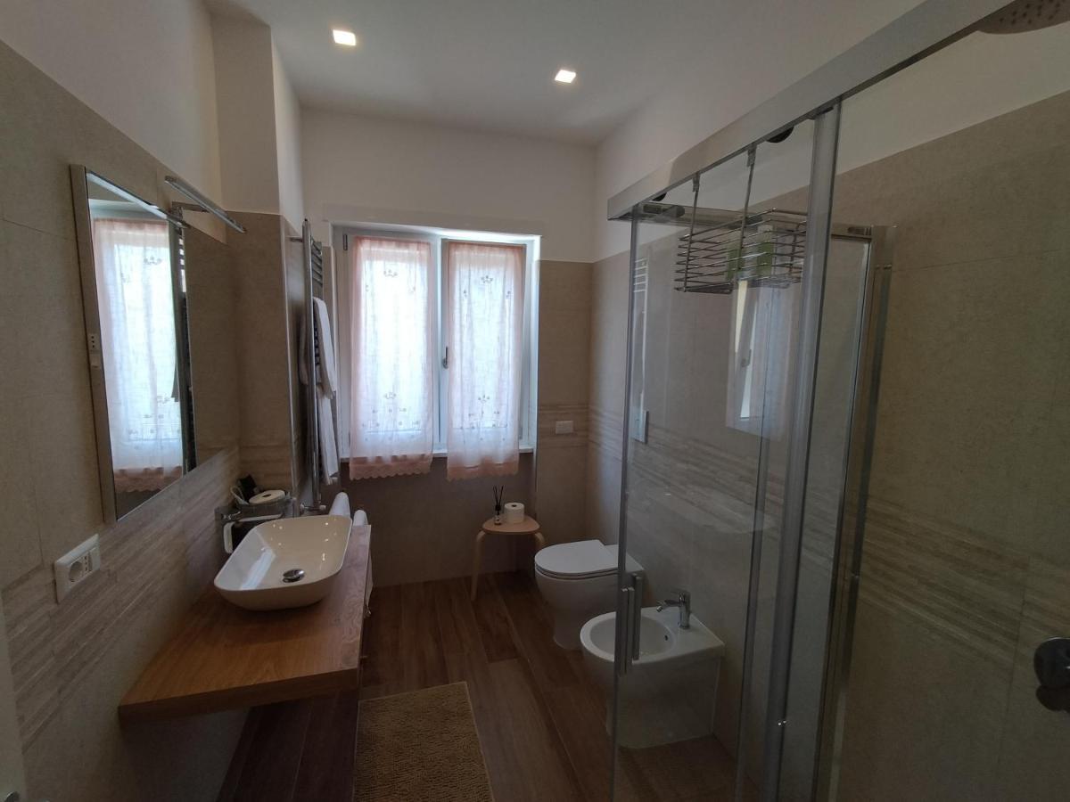 Апартаменты Viriamo House Roma Ачилия Экстерьер фото